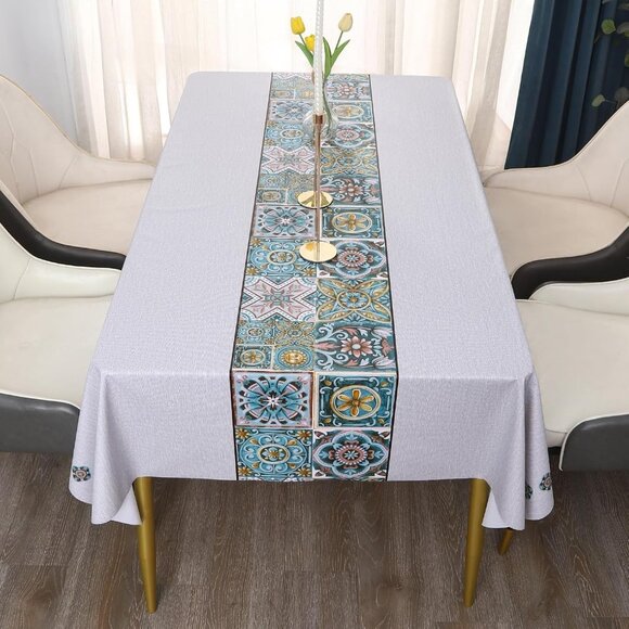 Waterproof oil-proof stain-resistant 54x108 rectangle tablecloth medallion heavy - Picture 5 of 6
